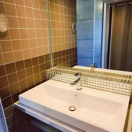 Village Naturiste R4n - Too Hot Coursives 公寓