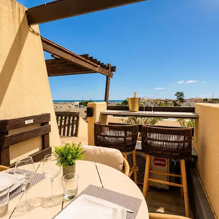 Le Too Hot - Vue Et Terrasse A Port Nature - Village Naturiste Apartment
