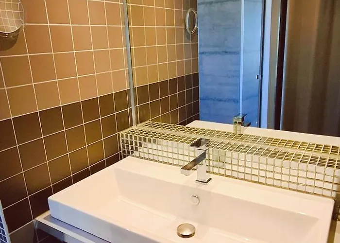 Village Naturiste R4n - Too Hot Coursives Appartamento