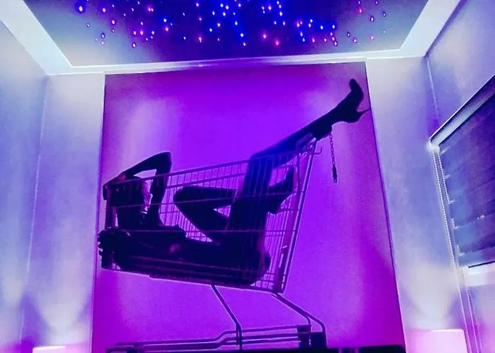 Village Naturiste R4n - Too Hot Coursives Agde